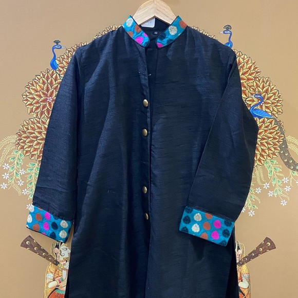 🛍️ Black Solid Straight Kurta. Size - 42 - Picture 5 of 15